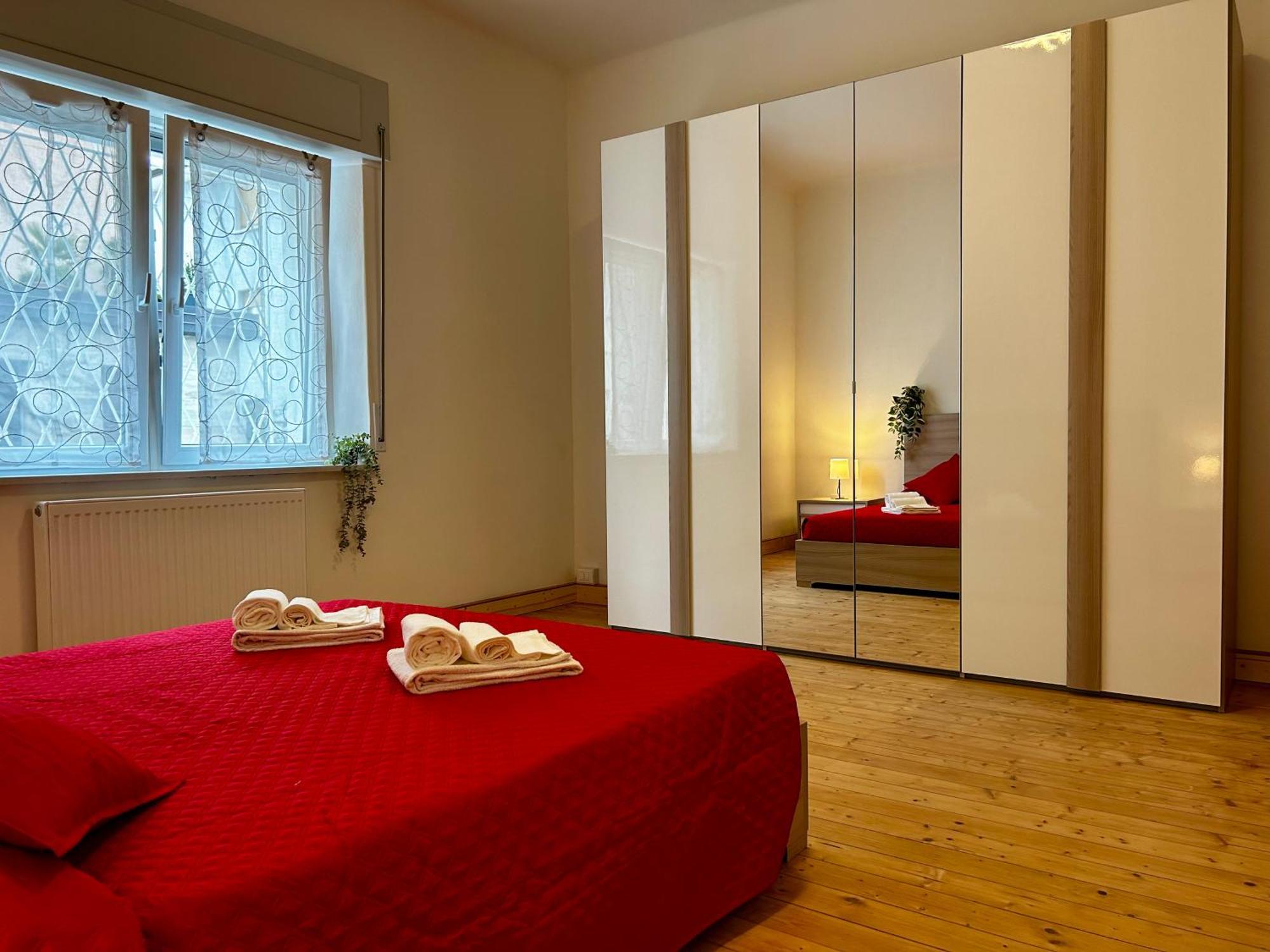 Luxury Allo Apartment In Center Of Удине Екстериор снимка